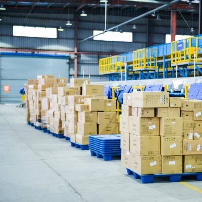 上海仓储服务全解析 租赁、托管与外包，助力企业优化供应链